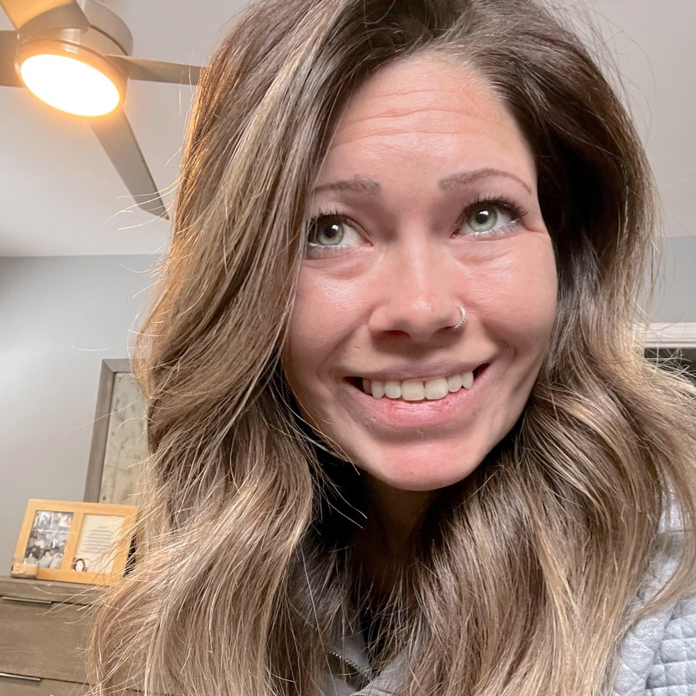 Meet your Posher, Jenny